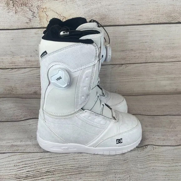 DC Lotus BOA Snowboard Boots Womens Sz 5 All White