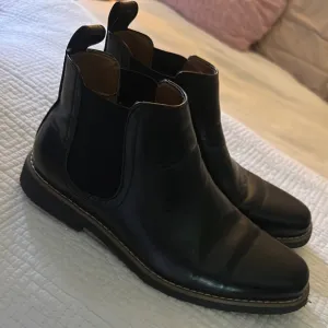 Deer Stag Men's Black Leather Chelsea Boots size 6 excellent condition