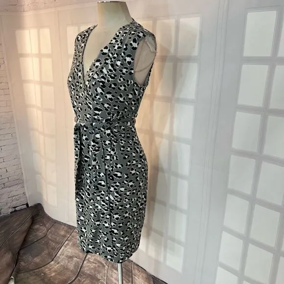 Diane Von Furstenberg new yahzi short true wrap gray cheetah print dress