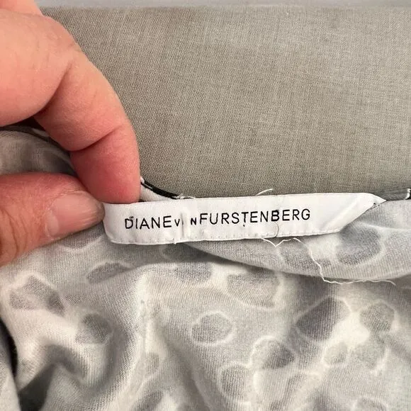 Diane Von Furstenberg new yahzi short true wrap gray cheetah print dress