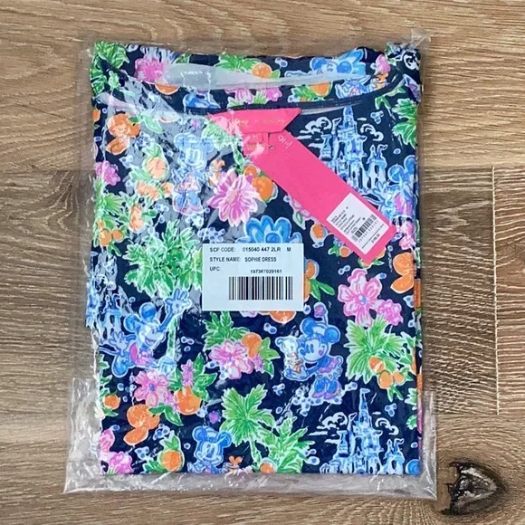 Disney &amp; Lilly Pulitzer Sophie Dress Medium