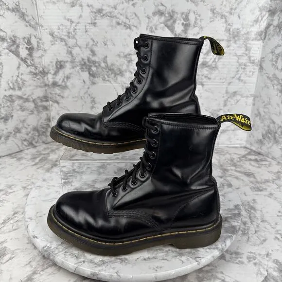 Doc Dr. Martens Womens Black Lace up Combat Boots 1460 Smooth Leather Size 9