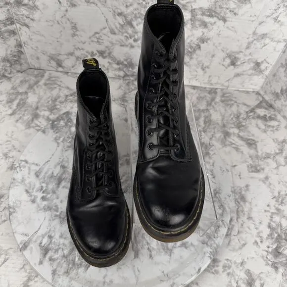 Doc Dr. Martens Womens Black Lace up Combat Boots 1460 Smooth Leather Size 9