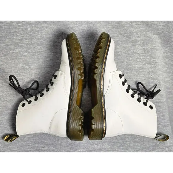 Doc Martens White 1460 Womens 8-Eye Boots Smooth Leather Lace Up Size 7