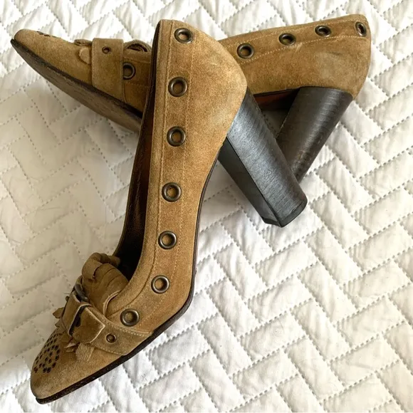 Dolce &amp; Gabbana vintage Suede square toed pumps, 39