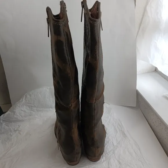 Donald J Pliner Devi 3 Suede distressed Tall Boots size  5 new display