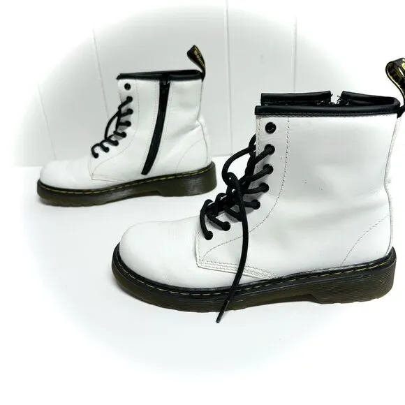 Dr. Marten’s 1460 White Smooth Leather 8 Eye Boots Women’s Size 5