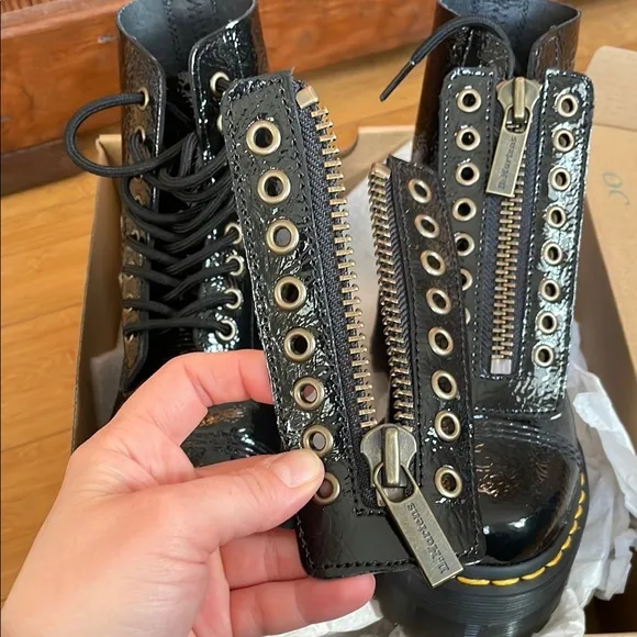 Dr. Martens Black Combat Boots with Chunky Sole - Sinclair, Distressed Patent 6