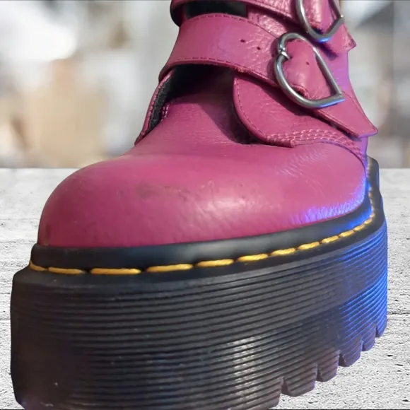 Dr Martens Fuschia Devon Heart Platform Boots Size 9