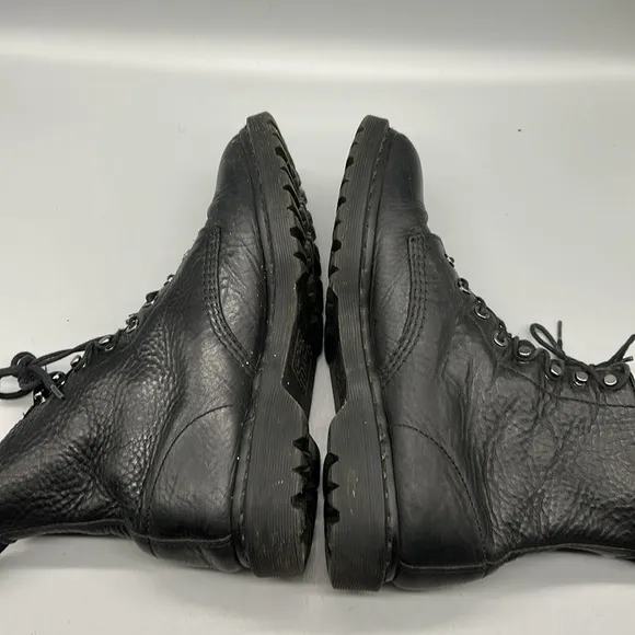 Dr. Martens Hadley blacked out combat boots, men’s size 9.