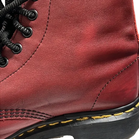 Dr. Martens Leather Boots Men’s Size 7