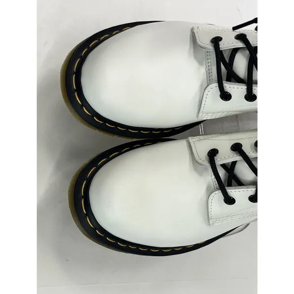 Dr Martens Womens White Combat Boots Women Size 10 Leather Black 8-Eye NWOB