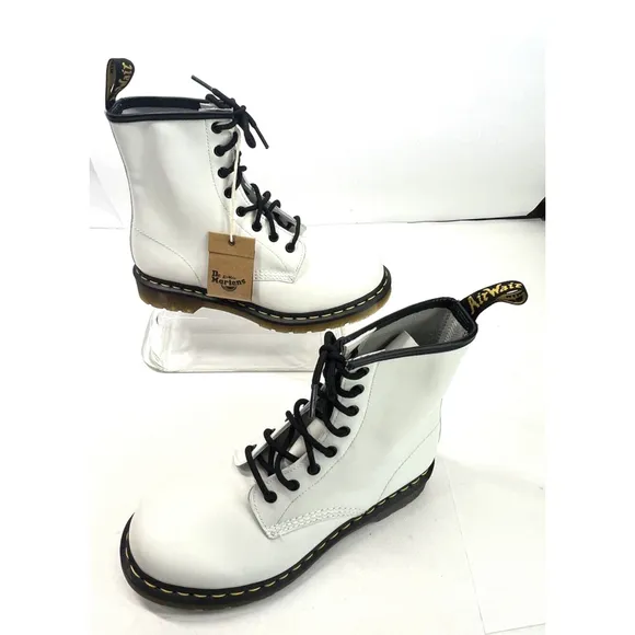 Dr Martens Womens White Combat Boots Women Size 10 Leather Black 8-Eye NWOB