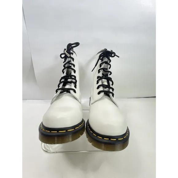 Dr Martens Womens White Combat Boots Women Size 10 Leather Black 8-Eye NWOB