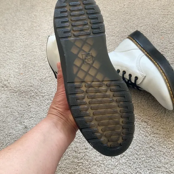 Dr Marten’s Zavala boots size 9