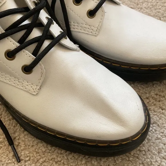 Dr Marten’s Zavala boots size 9