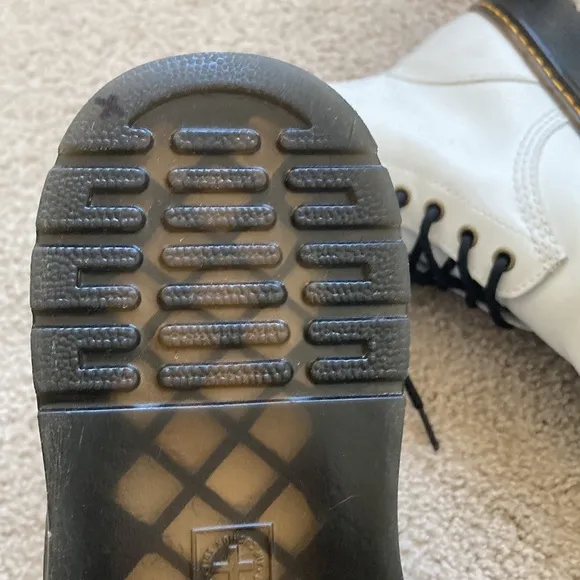 Dr Marten’s Zavala boots size 9