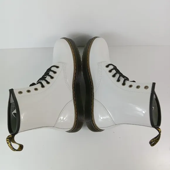 Dr. Martens Zavala Combat Boots Womens 11 Mens 10 White Patent Leather Lace-Up