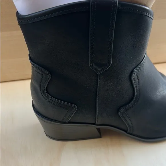 Dr Scholls Ladies Black Ankle Boots 9M