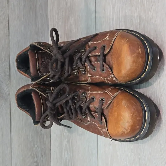 Dr.Martens Mens 9349 Leather Boots High Top Chuncky Tractor Sneakers UK 10 US11