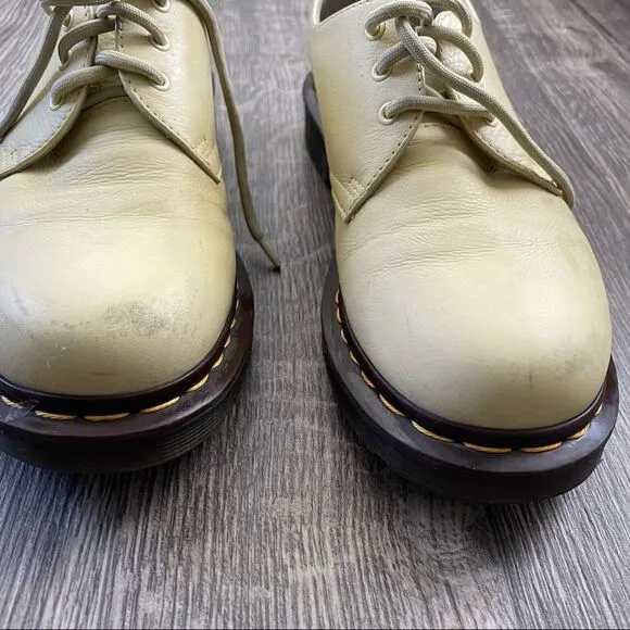 Dr. Martens Shoes 1461 Pastel Yellow Virginia Leather Oxford