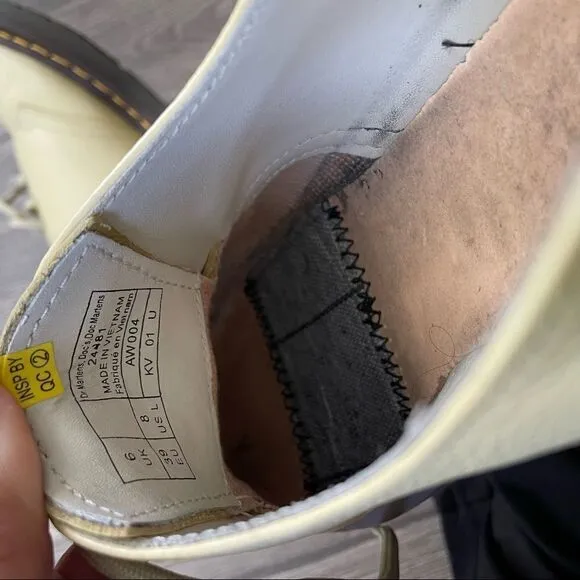 Dr. Martens Shoes 1461 Pastel Yellow Virginia Leather Oxford