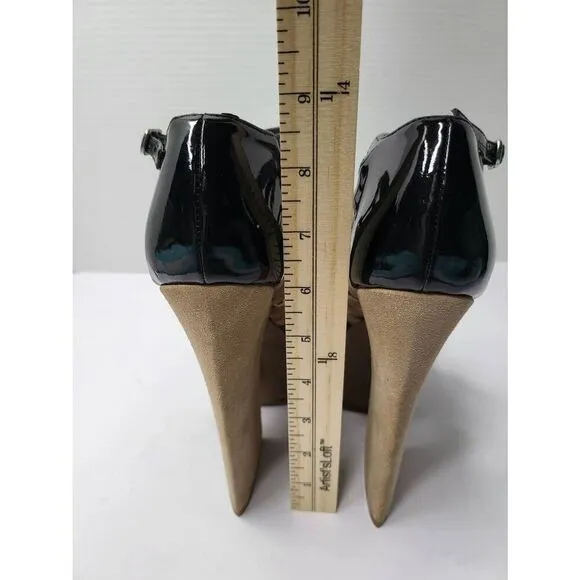 DV8 Dolce Vita Harleta Suede Nude Black Heels Open Toe Retro Strappy Shoes 8.5