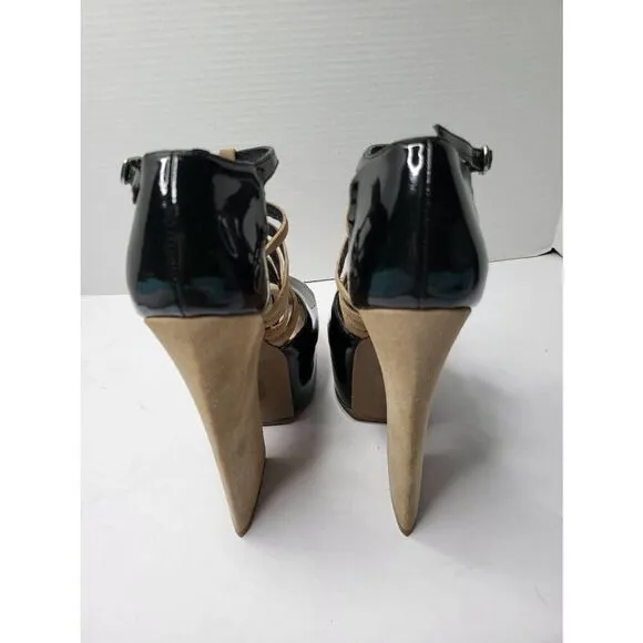 DV8 Dolce Vita Harleta Suede Nude Black Heels Open Toe Retro Strappy Shoes 8.5