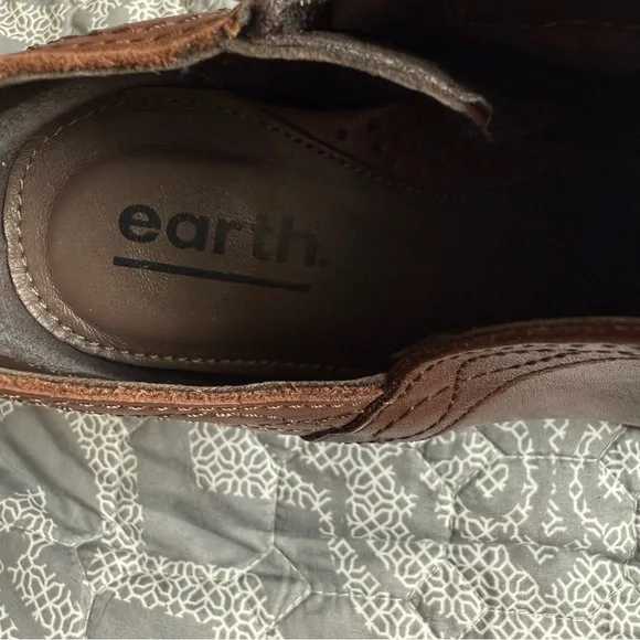 Earth Lina Austin Wide Ankle Boot - Mahogany Brown 8.5 NWOB Floor Sample Ret$120