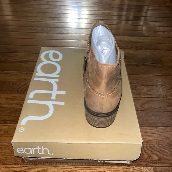 Earth Oslo Suede Comfort Booties Medium Brown Women’s Size 11 NIB