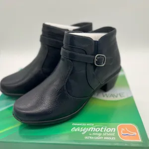 Easy Street Raula Women's Comfort Boot Navy US Women’s Size 8.5 M New With Box