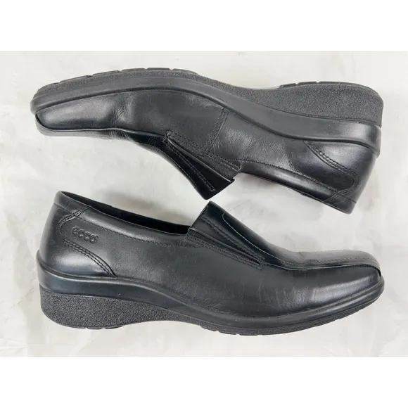 ECCO Shade Black Leather Loafers Slip On Shoes Shock Point size 6.5