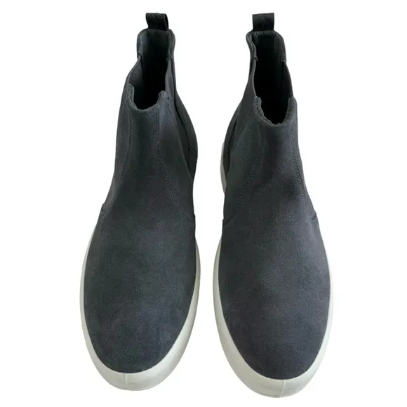 Ecco Soft 9 II Suede Chelsea Sneaker Boots in Magnet Size US 9-9.5
