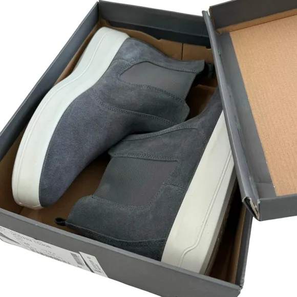 Ecco Soft 9 II Suede Chelsea Sneaker Boots in Magnet Size US 9-9.5
