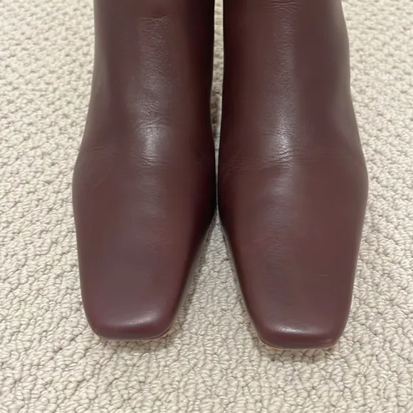 Elegant Bugundy Reformation Leather Knee-High Boots