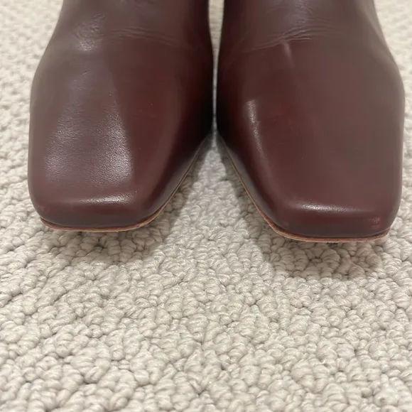 Elegant Bugundy Reformation Leather Knee-High Boots