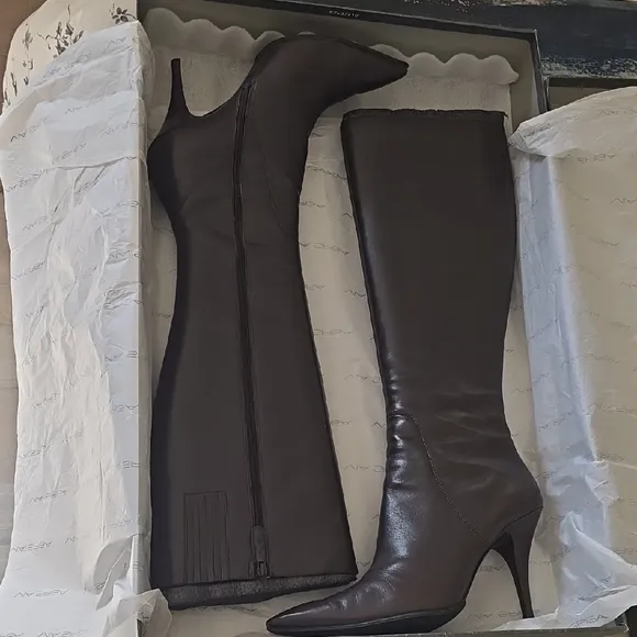 Elegant Chocolate Brown  Knee-High Boots 8