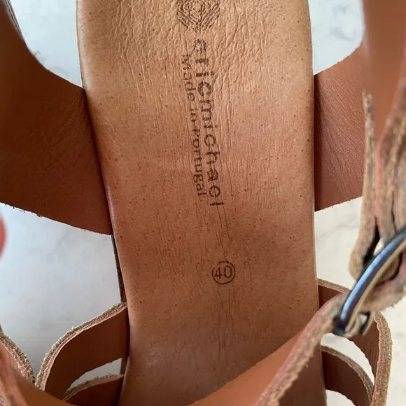 Eric Michael Tan Sandals / Open Toe Wood Platform Heel Shoes / 40 / US 9