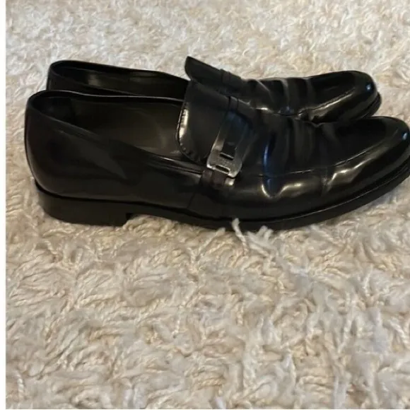 ERMENEGILDO ZEGNA Mens 8 Black Slip On Leather Loafers Dress Shoes