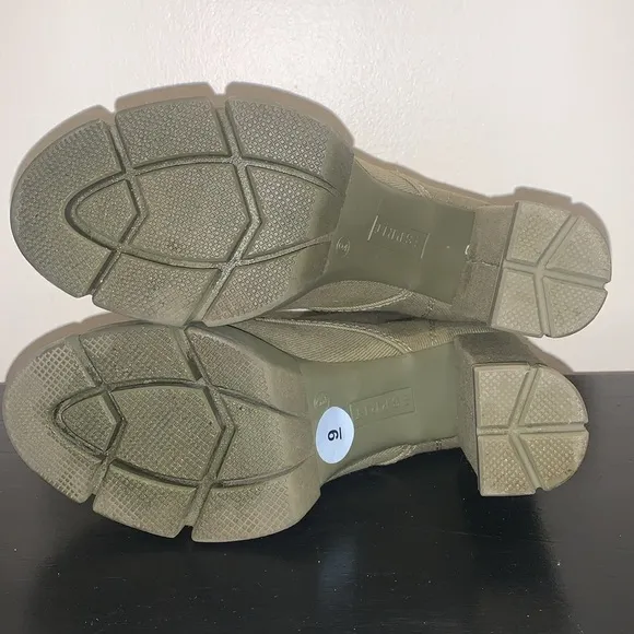 Espirit Kendra Army Green Textile Heeled Lace-Up Boots. Size 9