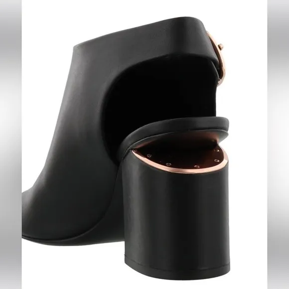 EUC Alexander Wang Nadia Black Leather Rose Gold Heel Booties, size 36, US 6