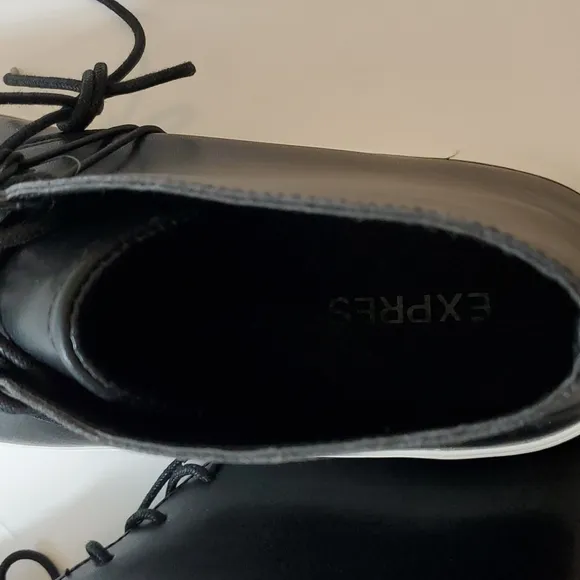 Express men black with white sole leather sneaker