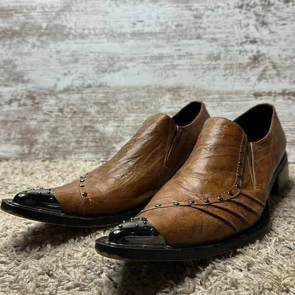 Fiesso by Aerelio Garcia Pointed Toe Metal Tip Leather Shoes Sz 10