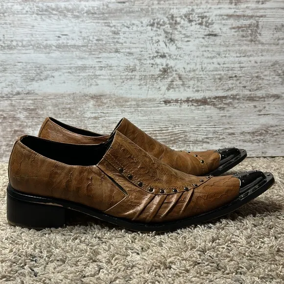 Fiesso by Aerelio Garcia Pointed Toe Metal Tip Leather Shoes Sz 10