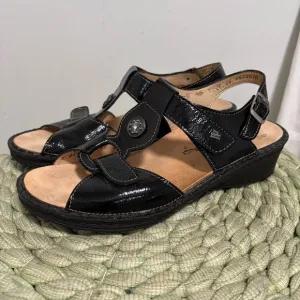 Finn Comfort Adana Black Patent Leather Fancy Support Comfort Sandals