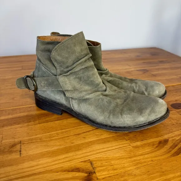 Fiorentini   Baker Eternity Green Suede Leather Side Buckle Ankle Boots Size 38