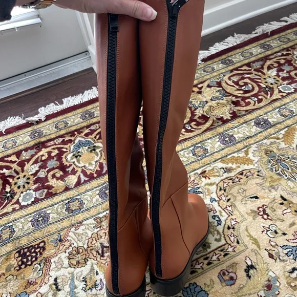 Frame NWT Boots
