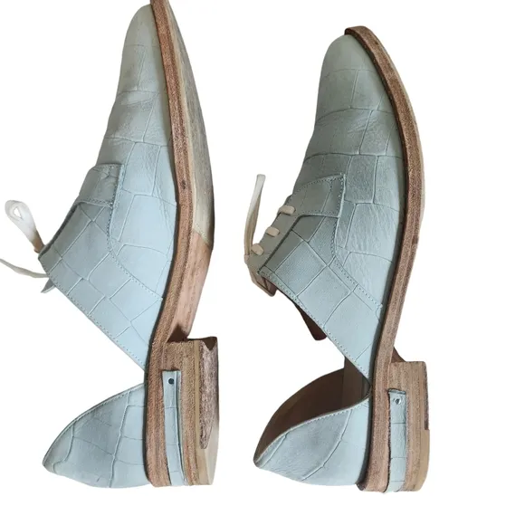 Freda Salvador Leather Wit D'Orsay Oxford Lace-Up Rare Color