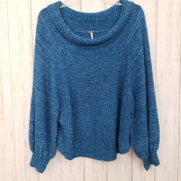 Free People Edessa in Blue Sweater Size Medium