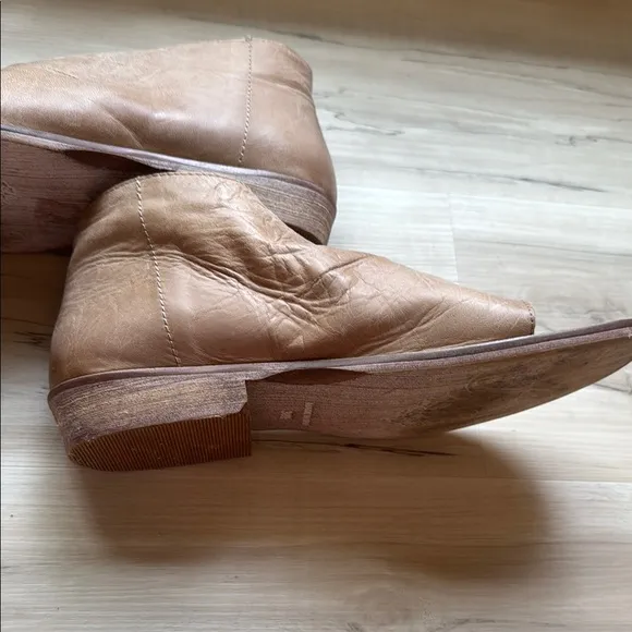 FREE PEOPLE Leather Mont Blanc Tan/Beige Wrap SANDALS/SHOE...Sz 38 1/2